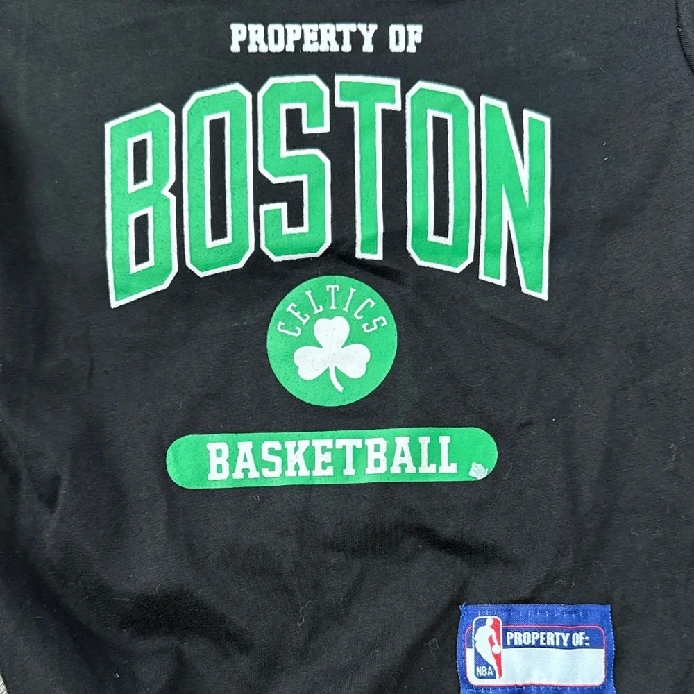 NBA Boston Celtics Team Pet Logo Shirt Black Green New size Medium